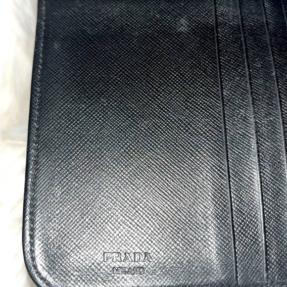 Prada Zip Wallet! - Picture 4 of 11